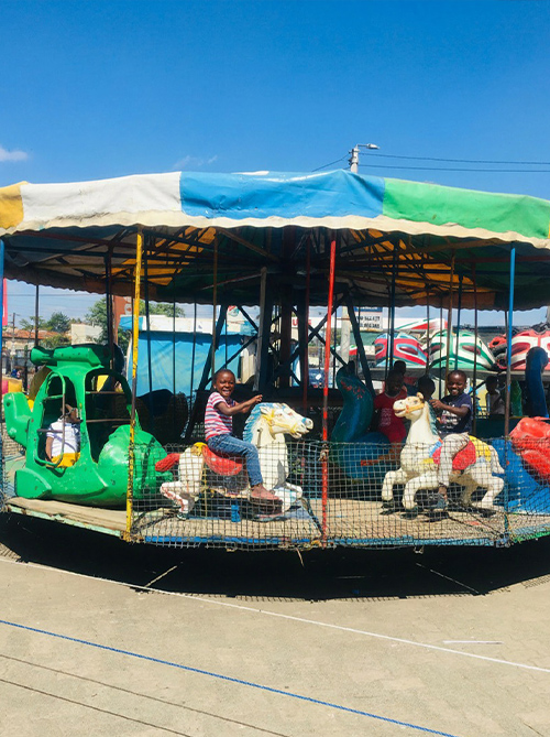 merry go round for Hire_Joybouncingcastlesforhire merry go round for Hire_Joybouncingcastlesforhire